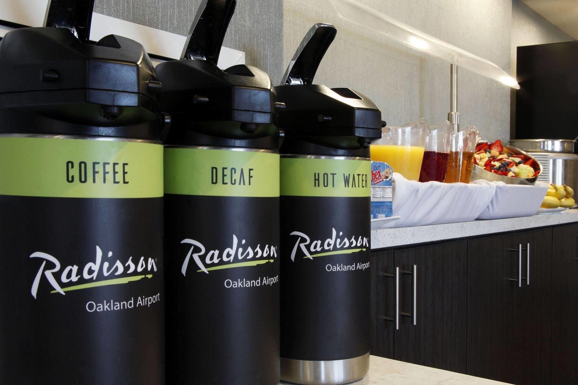 Radisson Hotel Oakland Airport Buitenkant foto